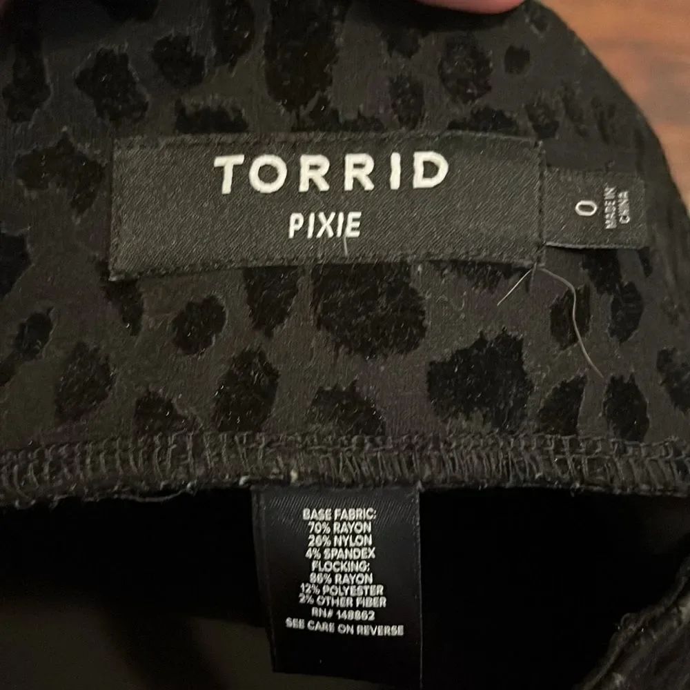Torrid Pixie Black Leopard Luxe Ponte High Rise Pull On Pants Animal Print - Picture 14 of 14